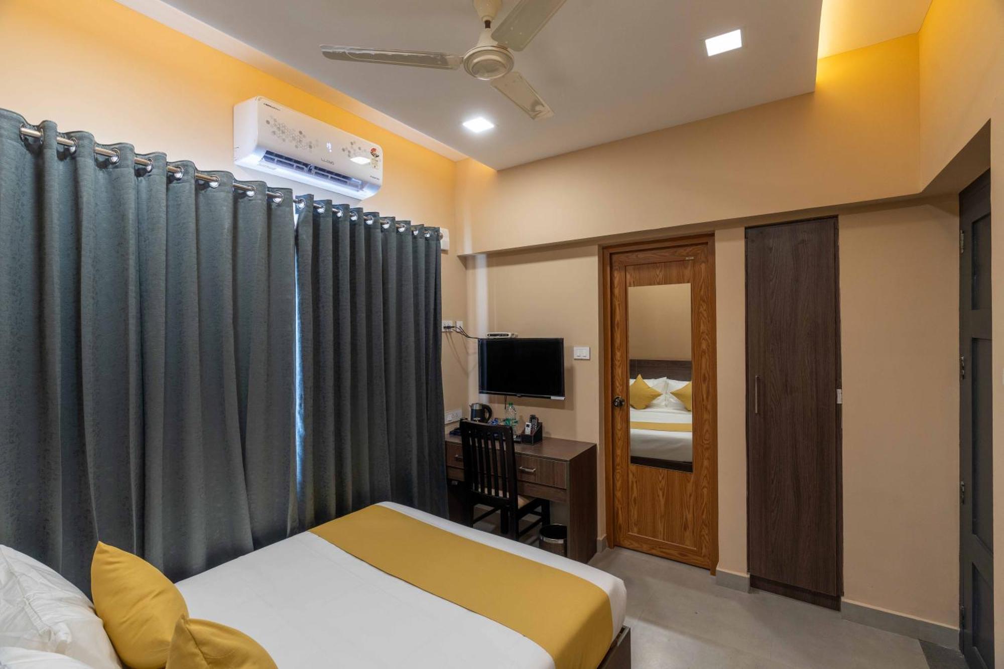 Court 11 By Dimora Hotel Kochi Екстериор снимка