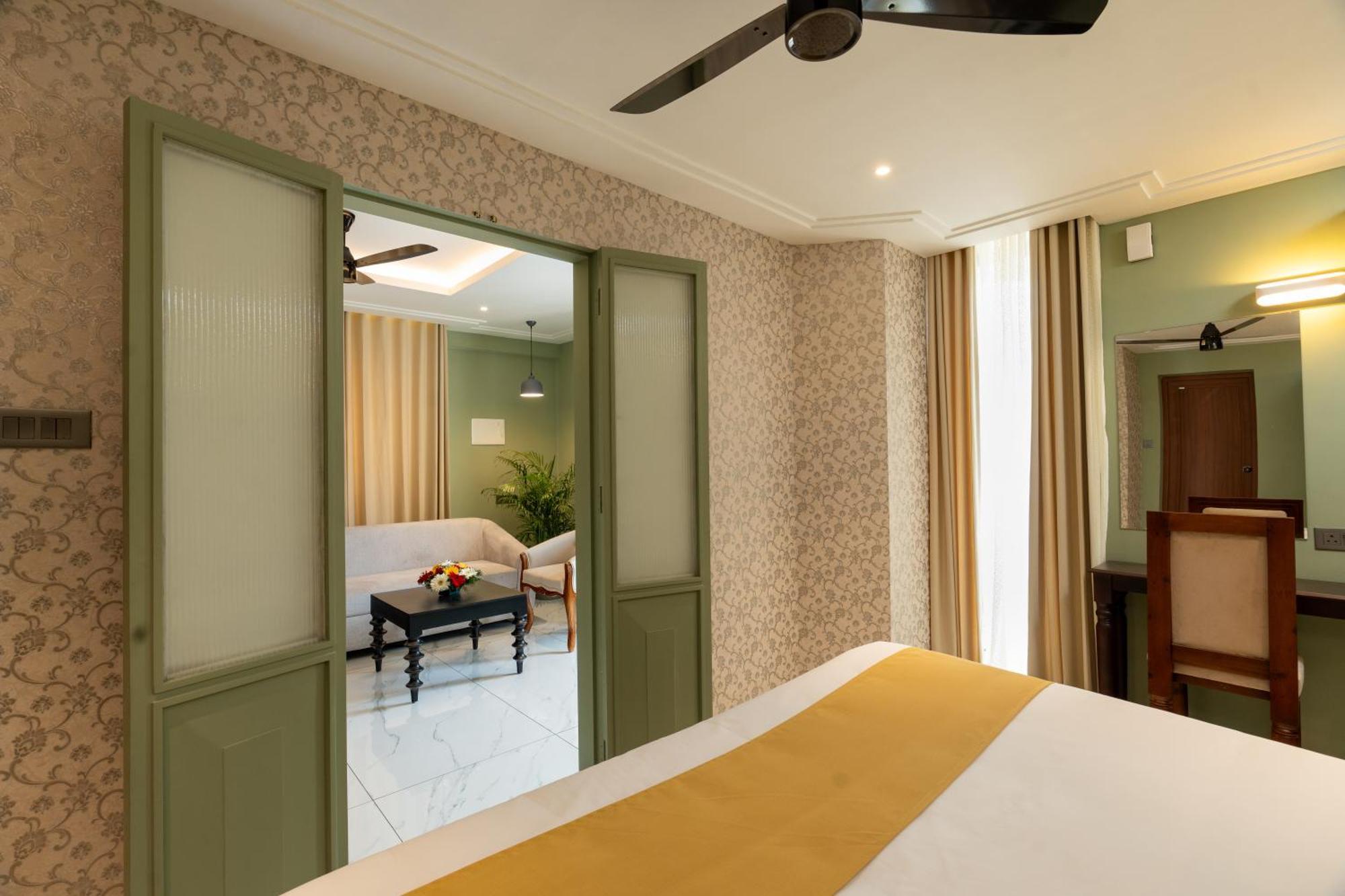Court 11 By Dimora Hotel Kochi Екстериор снимка