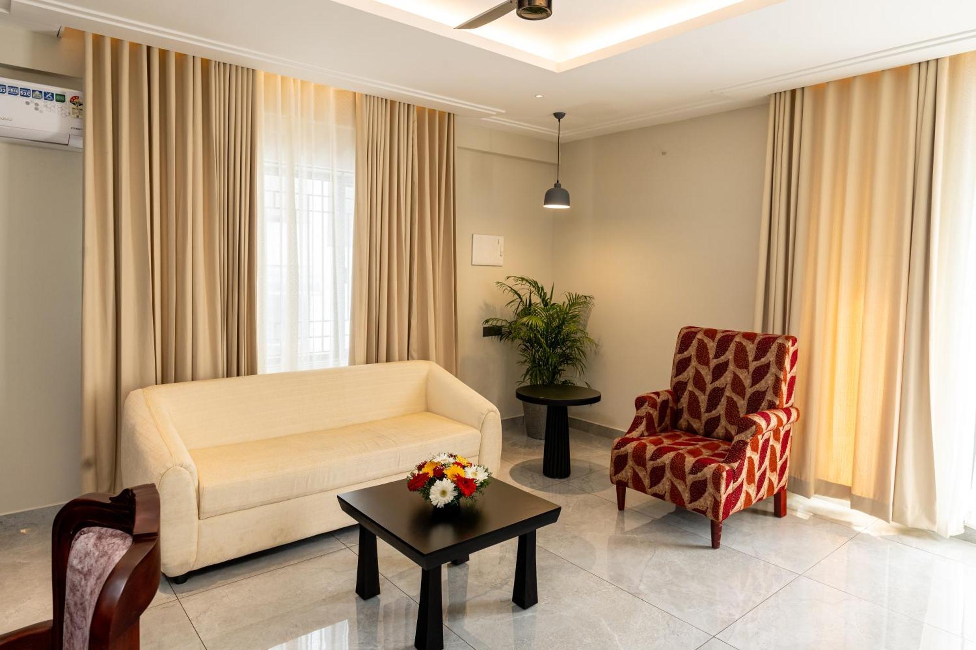 Court 11 By Dimora Hotel Kochi Екстериор снимка